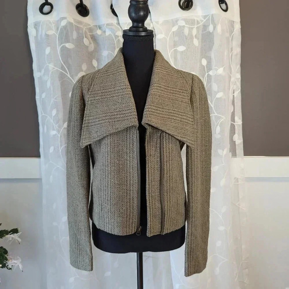 Jack Tweed Cropped Jacket with Wide Collar, Army Green/Brown, Size S - Picture 1 of 6